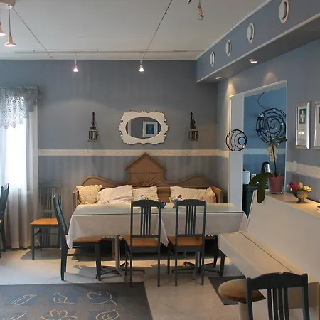 Helmin Kortteeri Hotel